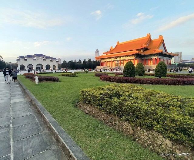 2023正月初一「中正紀念堂」走春賞梅 (Plum blossoms at CKS Memorial Hall), Taipei, Taiwan, SJKen, Jan 23, 2023