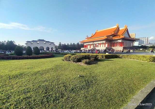 2023正月初一「中正紀念堂」走春賞梅 (Plum blossoms at CKS Memorial Hall), Taipei, Taiwan, SJKen, Jan 23, 2023