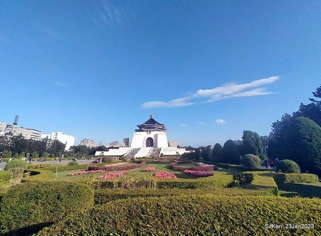 2023正月初一「中正紀念堂」走春賞梅 (Plum blossoms at CKS Memorial Hall), Taipei, Taiwan, SJKen, Jan 23, 2023