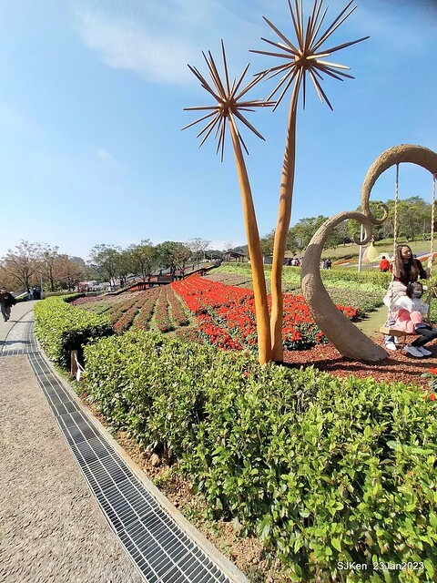 「北投社三層崎花海公園」(Ki-Pataw Shan-Tseng-Chi Park)與北投公園，SJKen , Taipei, Taiwan, Jan 23, 2023.