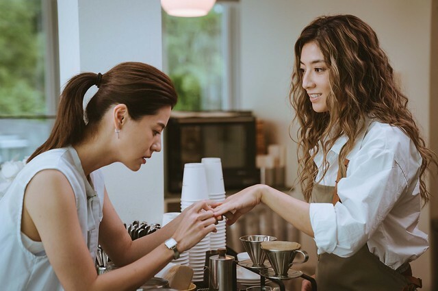 The TV anthology series posters & stills of 2022公視年度大戲「你的婚姻不是你的婚姻 On Marriage」 單元劇五《沙之書 》 is launching in Taiwan from Jan 7, 2023. onwards