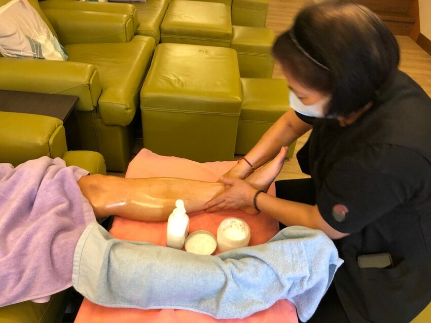 中山區按摩店推薦/台式按摩推薦/綠林足道養生館評價