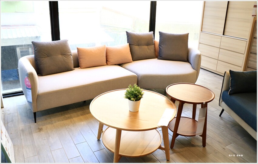 【高雄家具推薦】億家具 批發倉庫 高雄‧在地家具批發商，專人配送組裝，家具款式多樣一次搞定需求 - 敦 小 蓮の食旅錄