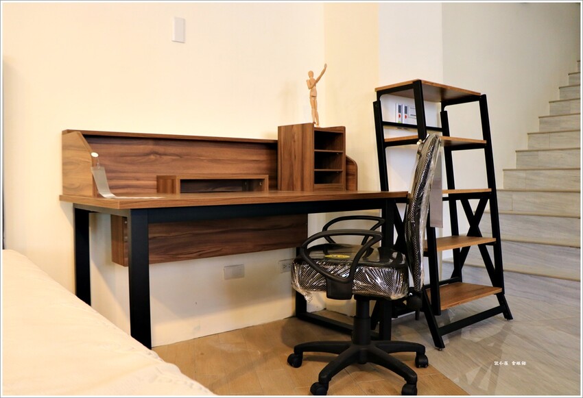 【高雄家具推薦】億家具 批發倉庫 高雄‧在地家具批發商，專人配送組裝，家具款式多樣一次搞定需求 - 敦 小 蓮の食旅錄