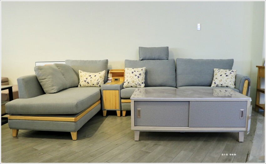 【高雄家具推薦】億家具 批發倉庫 高雄‧在地家具批發商，專人配送組裝，家具款式多樣一次搞定需求 - 敦 小 蓮の食旅錄