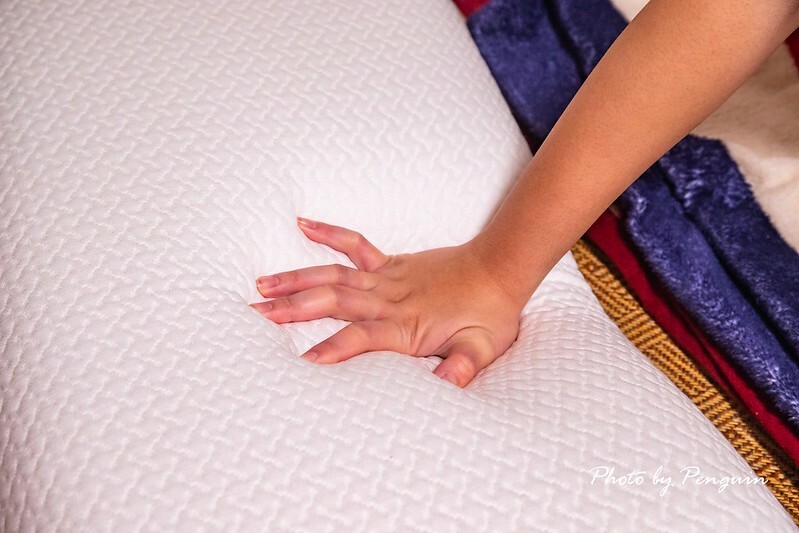 居家好物推薦．自然醒WELLSLEEP太空重力枕．100%台灣製造．涼感降溫材質．享受不悶熱的親膚舒適躺感