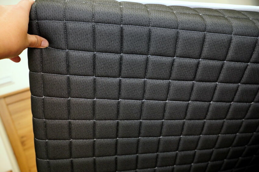 【床墊推薦】LoveFu 無光厚墊．輕盈好收納，可當沙發、床墊!