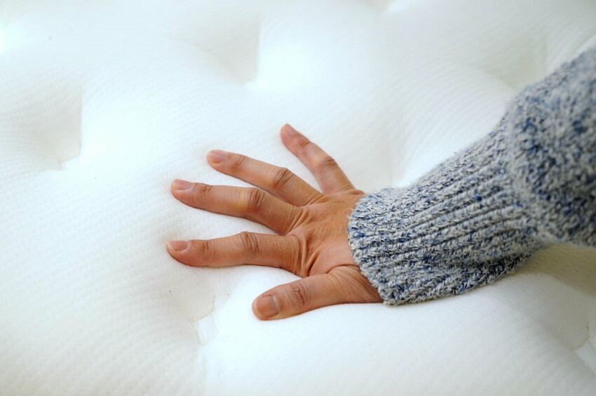 【床墊推薦】LoveFu 無光厚墊．輕盈好收納，可當沙發、床墊!