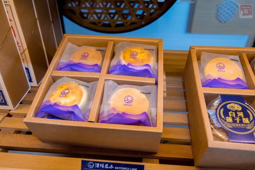 【臺南一日遊】自駕旅遊租車推薦AVIS艾維士租車,就在台南高鐵站附近超方便,提供免費高鐵至租車處來回接駁~AVIS艾維士租車 - 南人幫