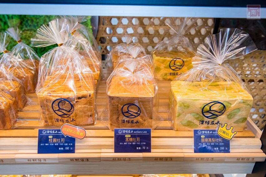 【臺南一日遊】自駕旅遊租車推薦AVIS艾維士租車,就在台南高鐵站附近超方便,提供免費高鐵至租車處來回接駁~AVIS艾維士租車 - 南人幫