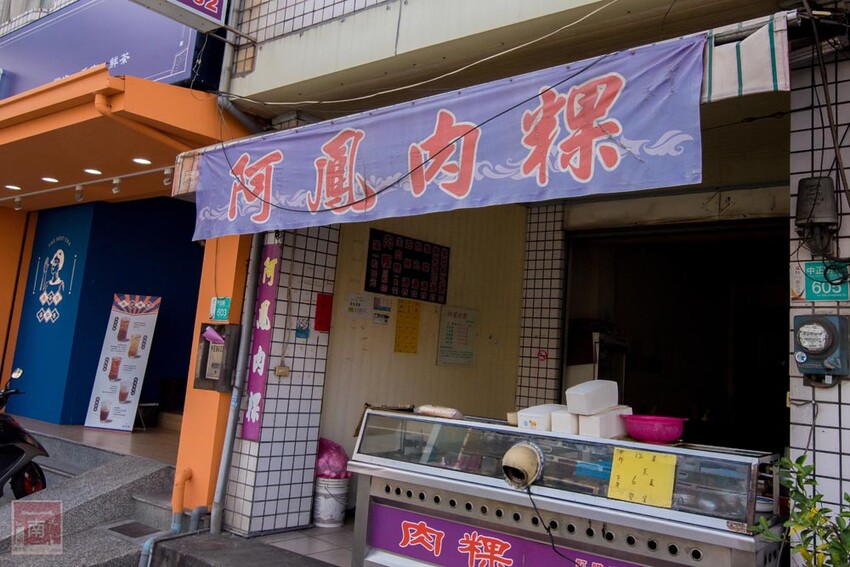 【臺南一日遊】自駕旅遊租車推薦AVIS艾維士租車,就在台南高鐵站附近超方便,提供免費高鐵至租車處來回接駁~AVIS艾維士租車 - 南人幫