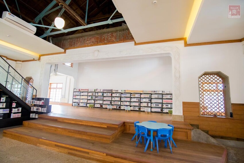 【臺南一日遊】自駕旅遊租車推薦AVIS艾維士租車,就在台南高鐵站附近超方便,提供免費高鐵至租車處來回接駁~AVIS艾維士租車 - 南人幫