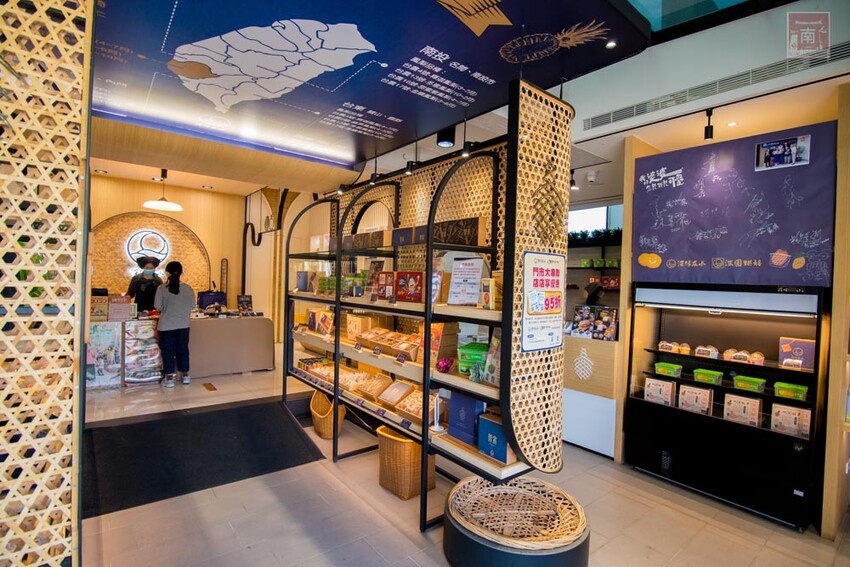 【臺南一日遊】自駕旅遊租車推薦AVIS艾維士租車,就在台南高鐵站附近超方便,提供免費高鐵至租車處來回接駁~AVIS艾維士租車 - 南人幫