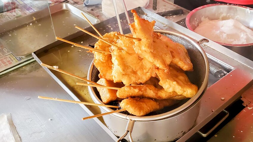 【臺南一日遊】自駕旅遊租車推薦AVIS艾維士租車,就在台南高鐵站附近超方便,提供免費高鐵至租車處來回接駁~AVIS艾維士租車 - 南人幫