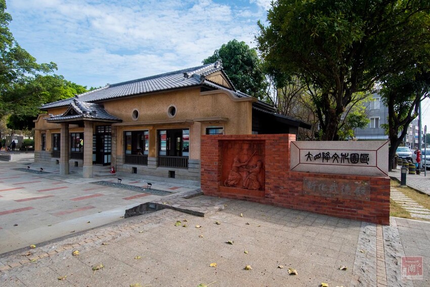 【臺南一日遊】自駕旅遊租車推薦AVIS艾維士租車,就在台南高鐵站附近超方便,提供免費高鐵至租車處來回接駁~AVIS艾維士租車 - 南人幫