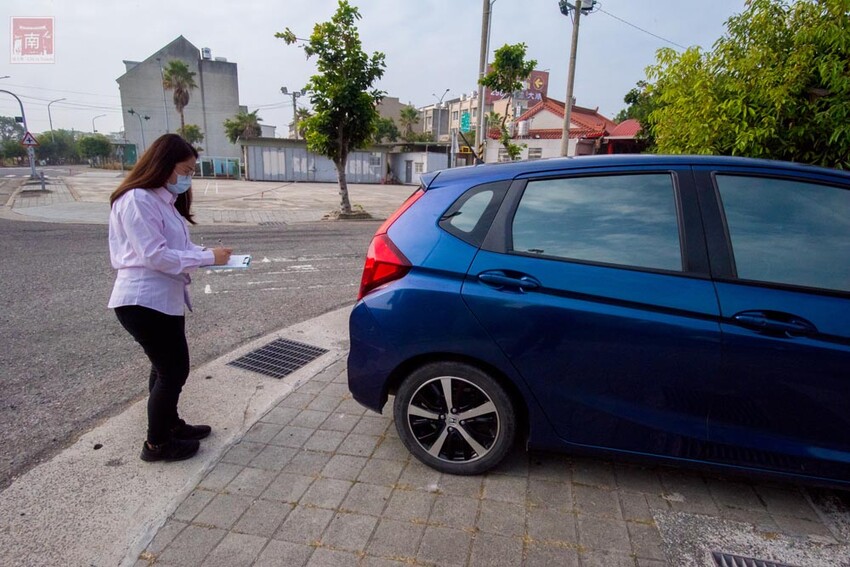 【臺南一日遊】自駕旅遊租車推薦AVIS艾維士租車,就在台南高鐵站附近超方便,提供免費高鐵至租車處來回接駁~AVIS艾維士租車 - 南人幫