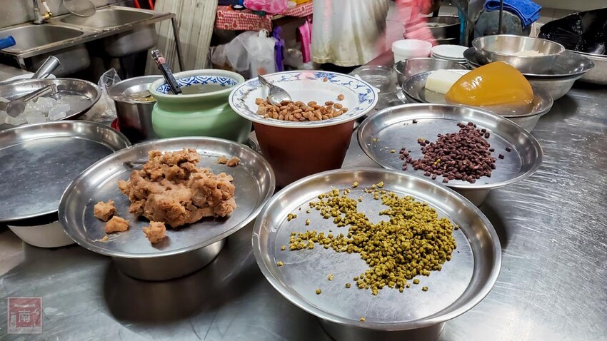 【臺南一日遊】自駕旅遊租車推薦AVIS艾維士租車,就在台南高鐵站附近超方便,提供免費高鐵至租車處來回接駁~AVIS艾維士租車 - 南人幫