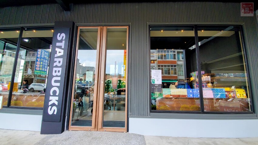 【臺南一日遊】自駕旅遊租車推薦AVIS艾維士租車,就在台南高鐵站附近超方便,提供免費高鐵至租車處來回接駁~AVIS艾維士租車 - 南人幫