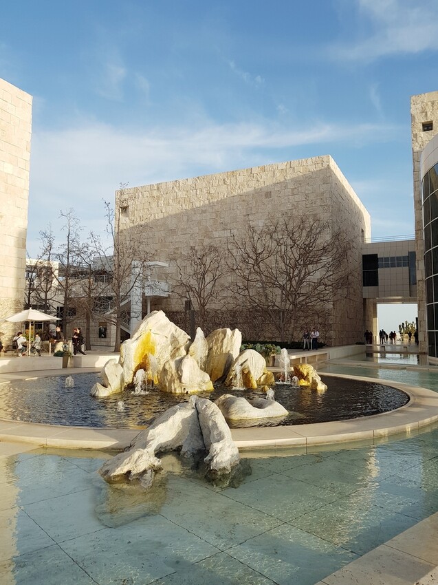 20180211_164710.jpg - 【美國】洛杉磯蓋蒂中心(Getty Center)可俯瞰洛杉磯全景。賞夕陽觀夜景