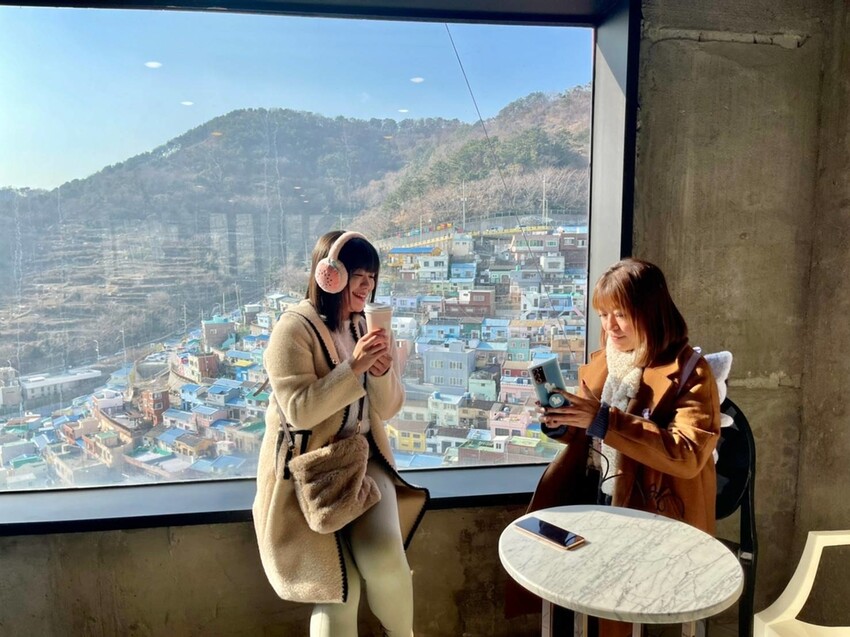 4012.jpg - 【韓國.釜山】HANBOK IT HOUSE韓服咖啡廳+租借韓服15000韓元限時兩小時贈一杯咖啡