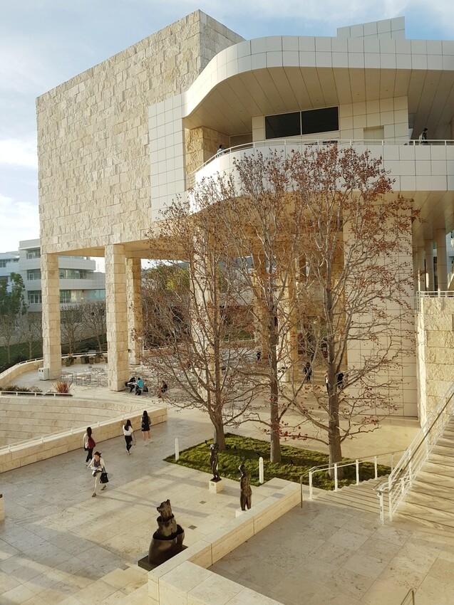 20180211_164818.jpg - 【美國】洛杉磯蓋蒂中心(Getty Center)可俯瞰洛杉磯全景。賞夕陽觀夜景