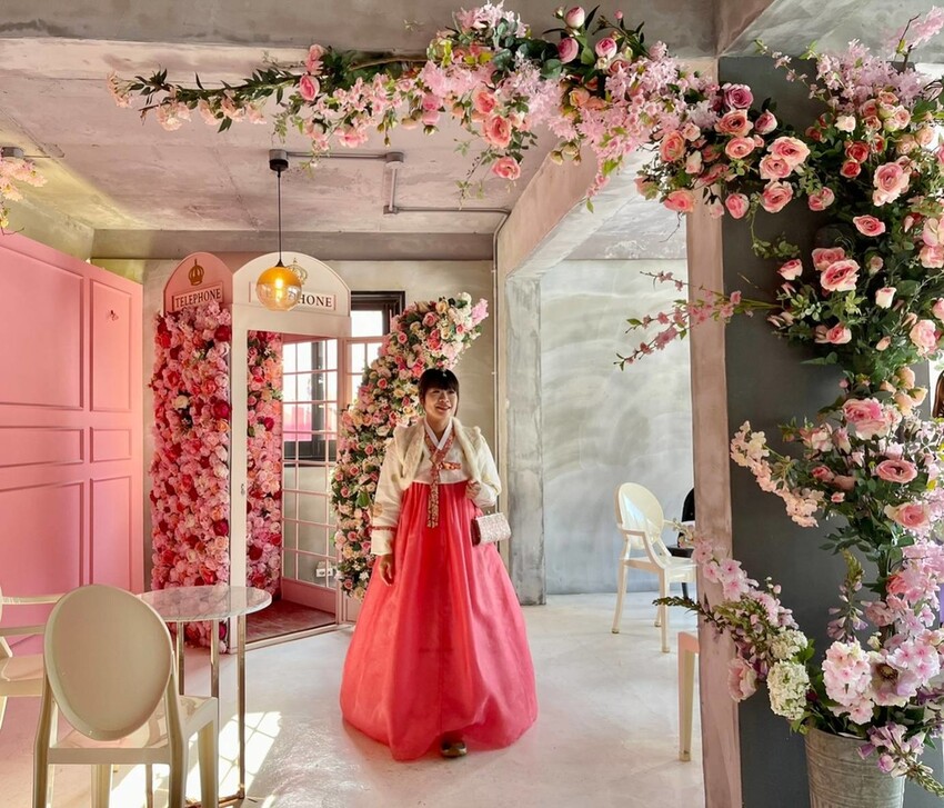 4005.jpg - 【韓國.釜山】HANBOK IT HOUSE韓服咖啡廳+租借韓服15000韓元限時兩小時贈一杯咖啡