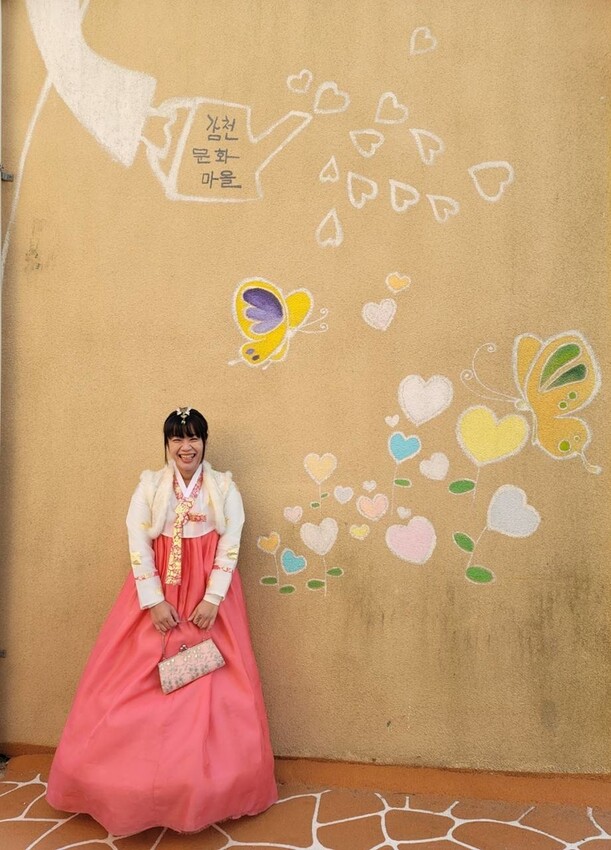 3961.jpg - 【韓國.釜山】HANBOK IT HOUSE韓服咖啡廳+租借韓服15000韓元限時兩小時贈一杯咖啡