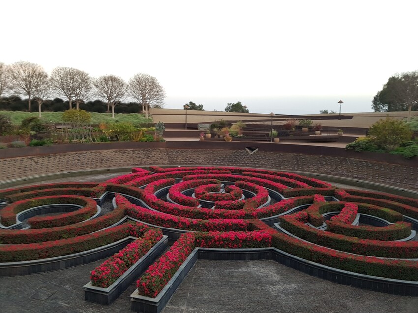 20180211_173130.jpg - 【美國】洛杉磯蓋蒂中心(Getty Center)可俯瞰洛杉磯全景。賞夕陽觀夜景