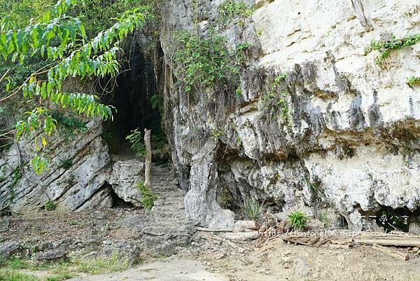 【高雄景點】田寮一線天|石母乳|欣賞大自然的鬼斧神工 是到高雄不可錯過的密境 (5).jpg