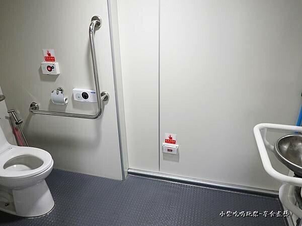 回程搭藍白1號-藍白航運 (1)7.jpg