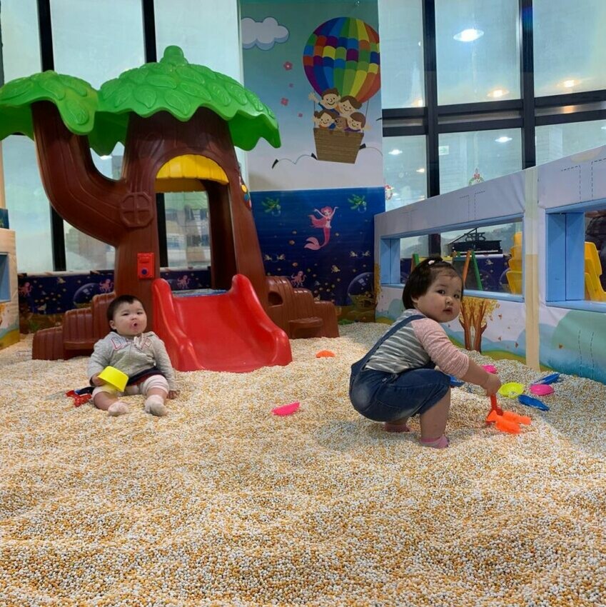 基隆親子景點|樂飛親子遊樂園是一個不怕風吹日曬,又能讓小朋友快樂放電的地方。將近250坪的空間裡