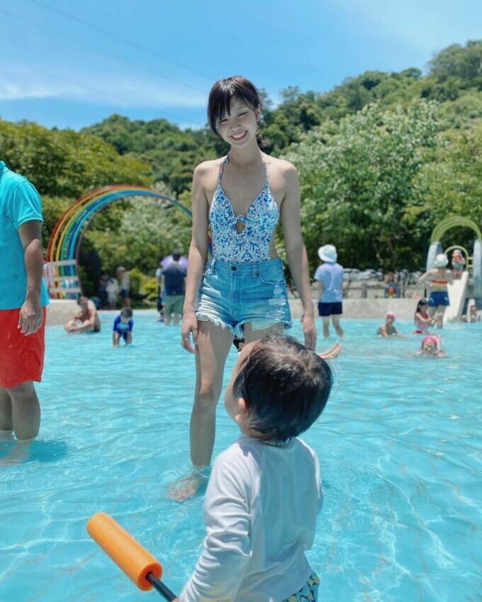 基隆親子景點|暖暖親水公園全長四公里的範圍內,包含了水舞區、噴水池、戲水區、親水吊橋、以及兒童遊樂設施