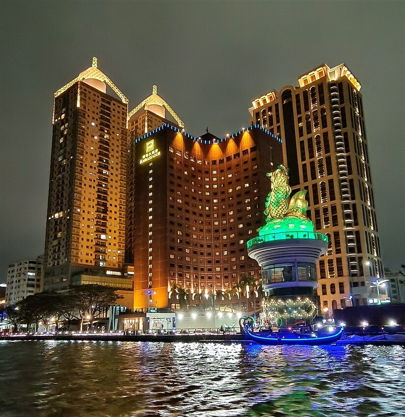 2023 0124高雄愛之船夜遊愛河006