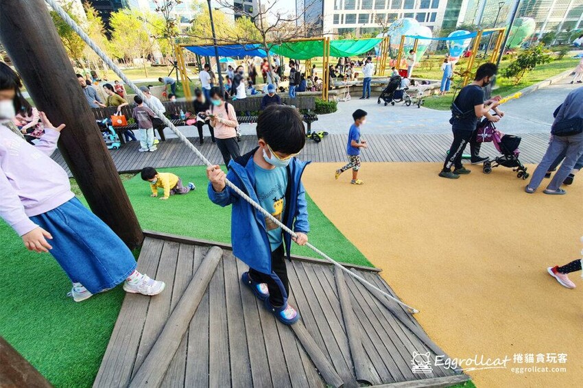 大港墘公園山訓遊戲場