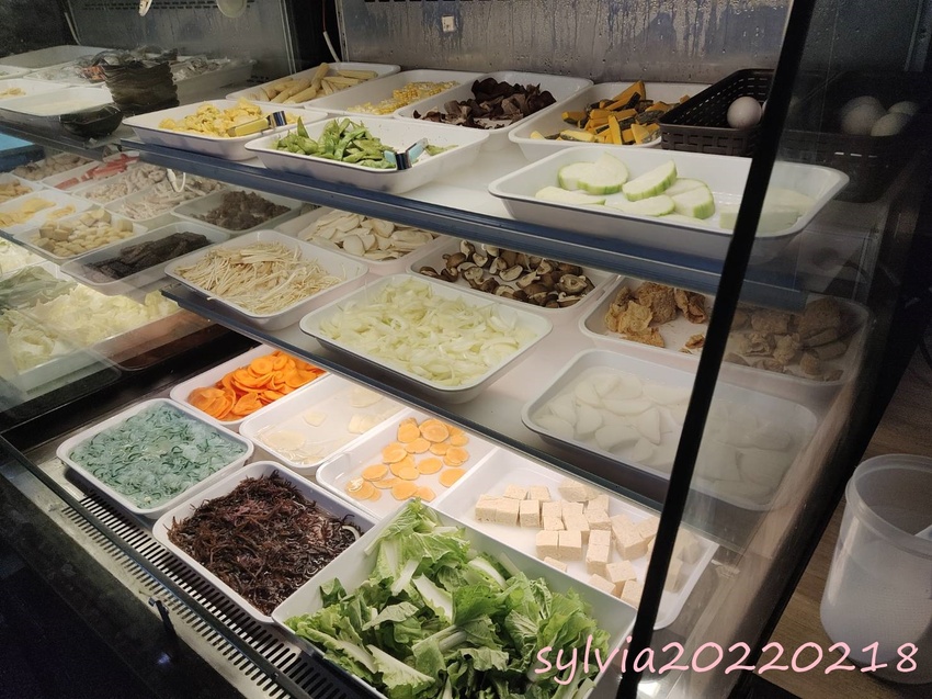 金大鋤壽喜燒,火烤兩吃。