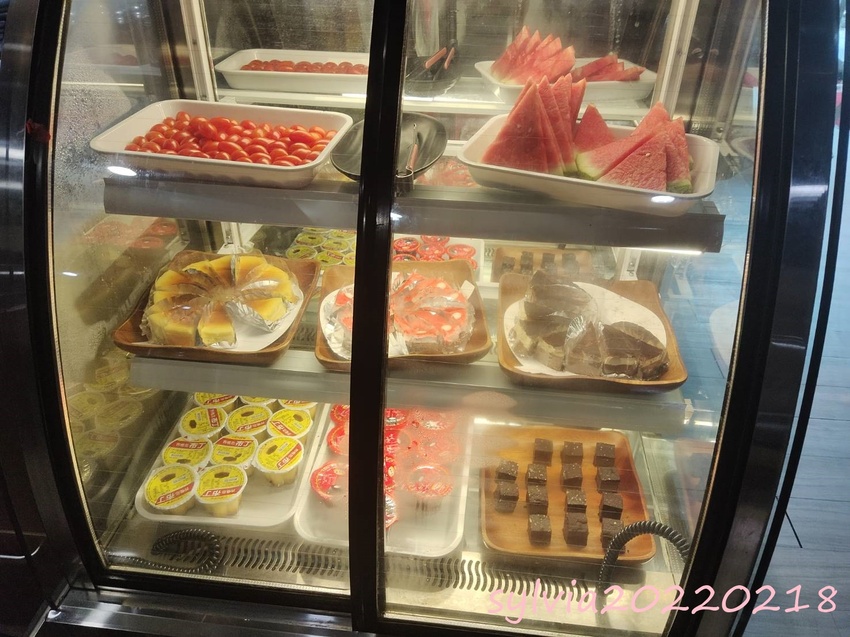 金大鋤壽喜燒,火烤兩吃。