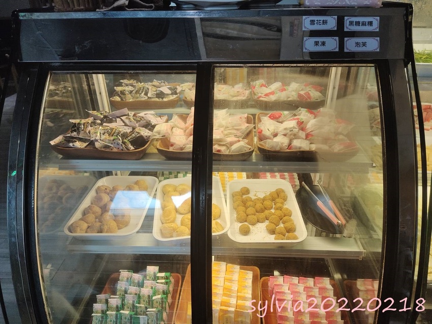 金大鋤壽喜燒,火烤兩吃。