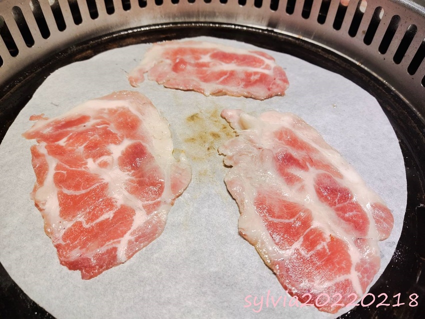 金大鋤壽喜燒,火烤兩吃。