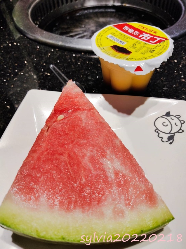 金大鋤壽喜燒,火烤兩吃。