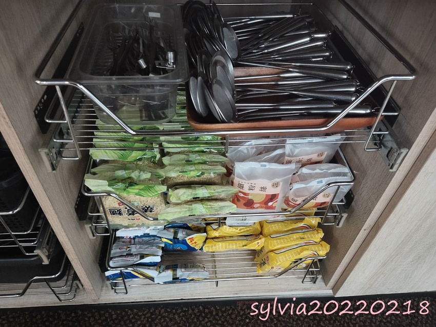 金大鋤壽喜燒,火烤兩吃。