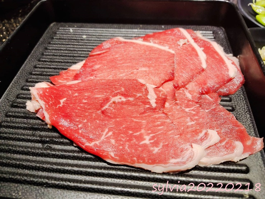 金大鋤壽喜燒,火烤兩吃。