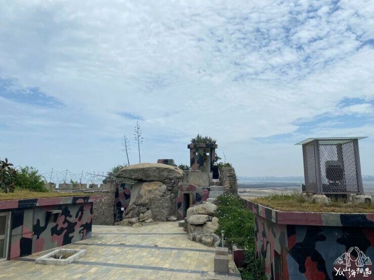建功嶼｜金門退潮限定景點，充滿戰地風情的建功嶼 - YU山海相遇