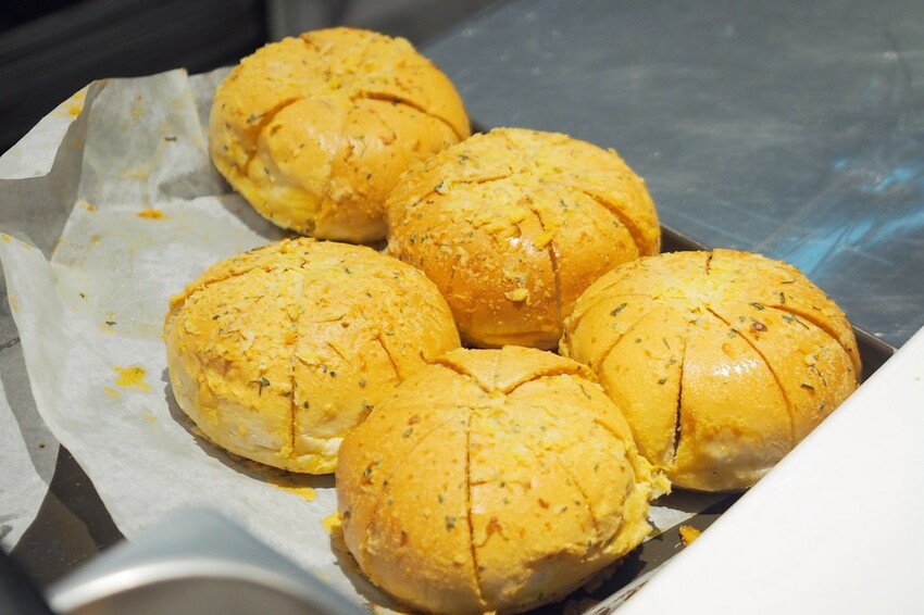 【桃園/中壢景點】情人節送禮免煩惱！大江購物中心市集好物一應俱全，盡享口福眼福，購好購滿購有食力！