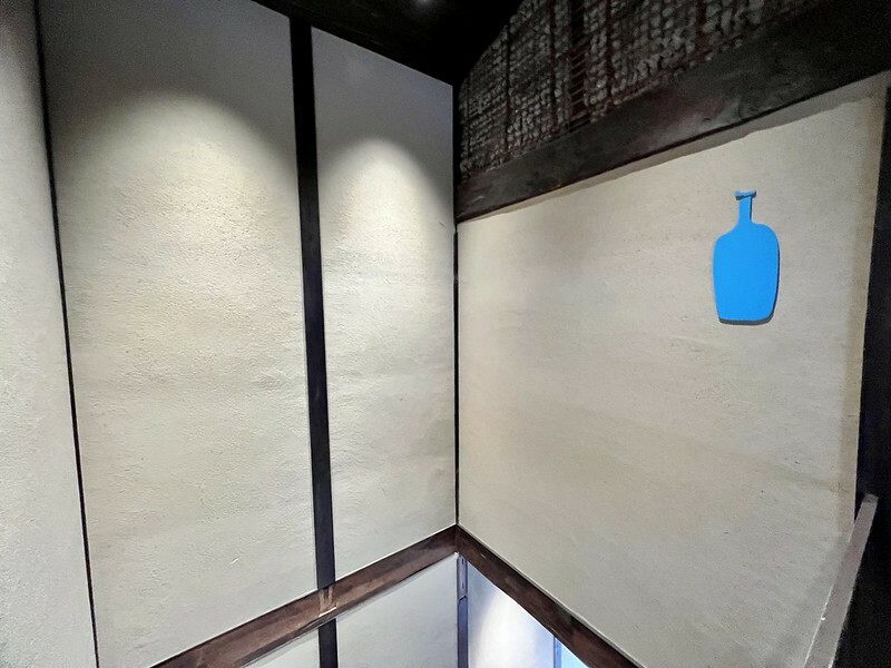 【亞洲,日本,京都】六角 藍瓶咖啡(Blue Bottle Coffee)讓百年歷史的「辻森自行車商會」變身成為老屋咖