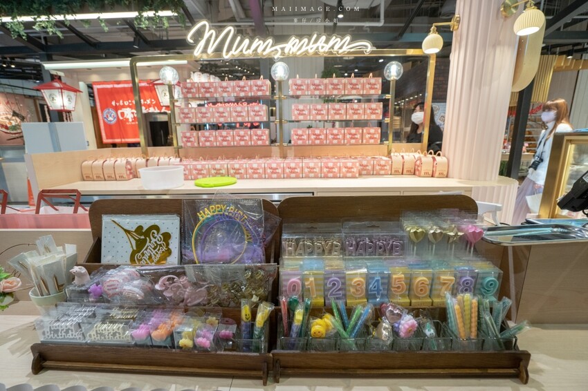 大江國際購物中心Metro walk～桃園青埔必逛購物中心，2023情人節餐廳推薦、桃園賀歲市集一定要帶全家來逛逛