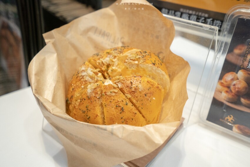 大江國際購物中心Metro walk～桃園青埔必逛購物中心，2023情人節餐廳推薦、桃園賀歲市集一定要帶全家來逛逛