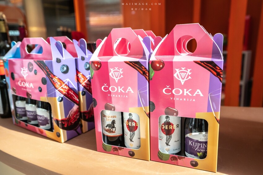 大江國際購物中心Metro walk～桃園青埔必逛購物中心，2023情人節餐廳推薦、桃園賀歲市集一定要帶全家來逛逛