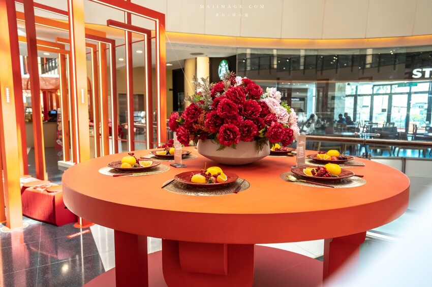 大江國際購物中心Metro walk～桃園青埔必逛購物中心，2023情人節餐廳推薦、桃園賀歲市集一定要帶全家來逛逛