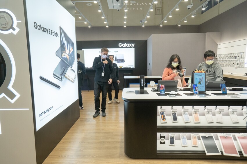 大江國際購物中心Metro walk～桃園青埔必逛購物中心，2023情人節餐廳推薦、桃園賀歲市集一定要帶全家來逛逛