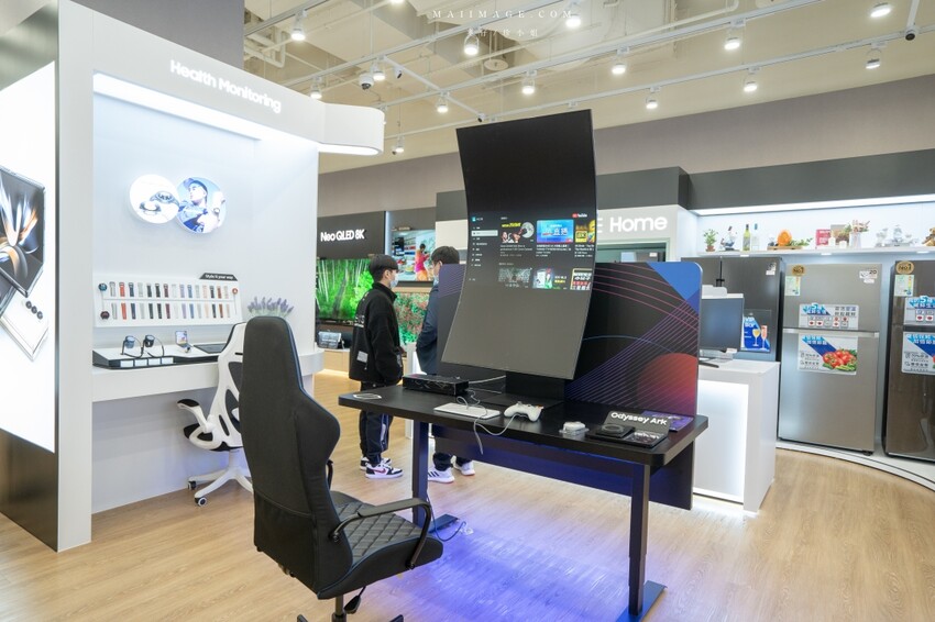 大江國際購物中心Metro walk～桃園青埔必逛購物中心，2023情人節餐廳推薦、桃園賀歲市集一定要帶全家來逛逛